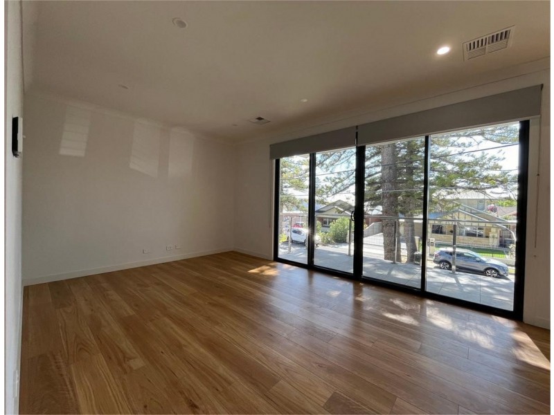 29 East Terrace, Henley Beach SA 5022