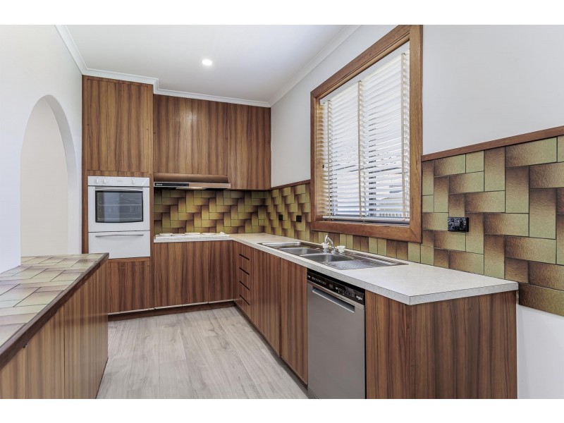 80 Lewis Crescent, Woodville West SA 5011