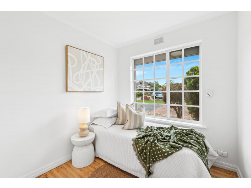 1/1 Moorea Court, West Lakes SA 5021