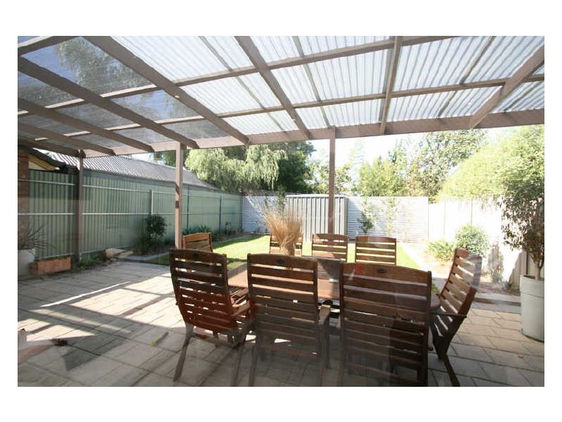 2/137 Drayton Street, Bowden SA 5007