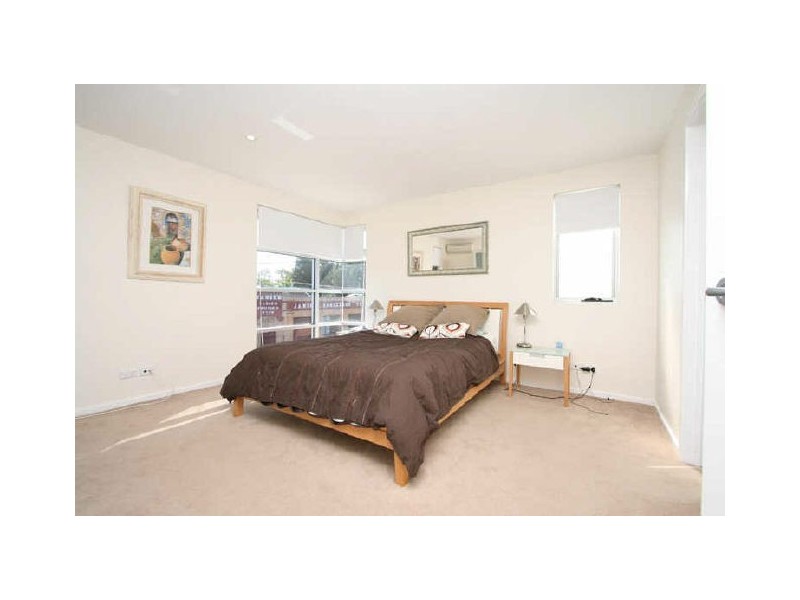 2/137 Drayton Street, Bowden SA 5007