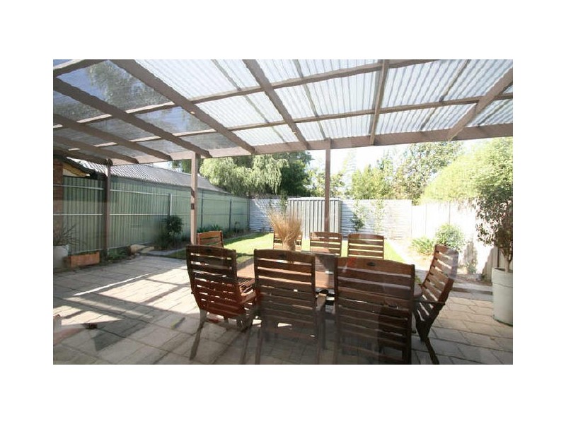 2/137 Drayton Street, Bowden SA 5007