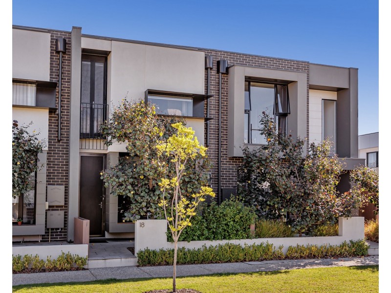 18 Symon Lane, West Lakes SA 5021