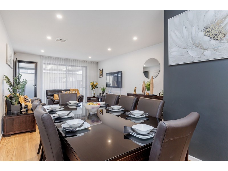 18 Symon Lane, West Lakes SA 5021