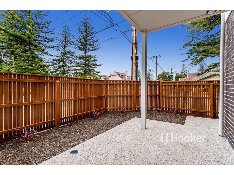 37 East Terrace, Henley Beach SA 5022