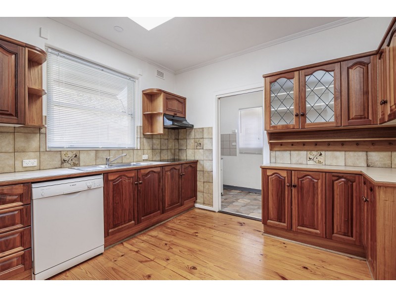 35 Mclaughlan Avenue, Warradale SA 5046