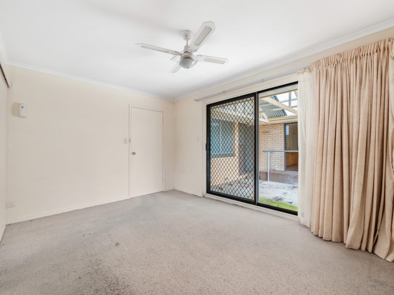 11 Hawkesbury Way, West Lakes Shore SA 5020