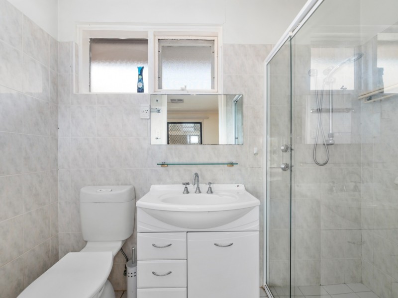 11 Hawkesbury Way, West Lakes Shore SA 5020