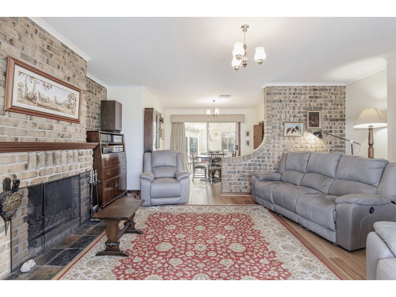 12 Martinique Court, West Lakes SA 5021