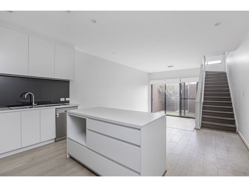 35 Banksia Street, West Lakes SA 5021