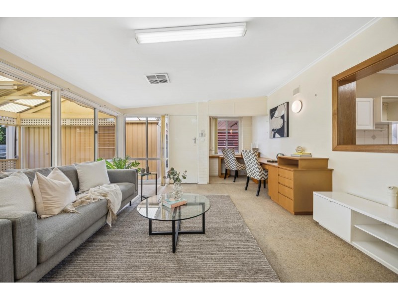 10 Hector Street, Seaton SA 5023