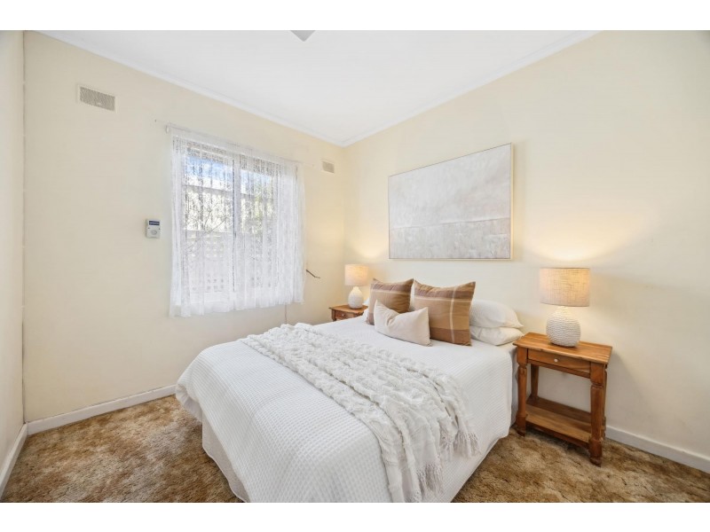 10 Hector Street, Seaton SA 5023