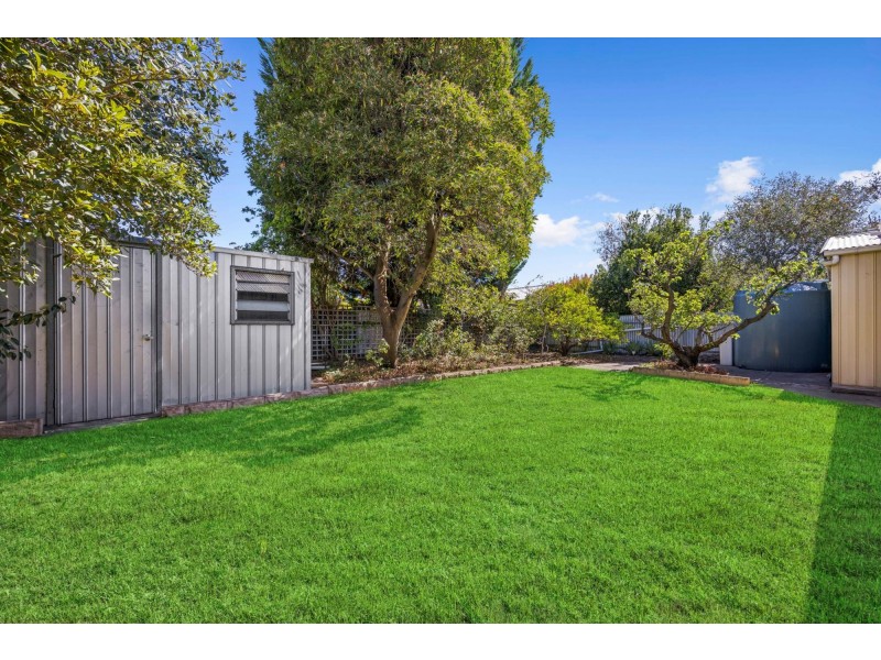 10 Hector Street, Seaton SA 5023