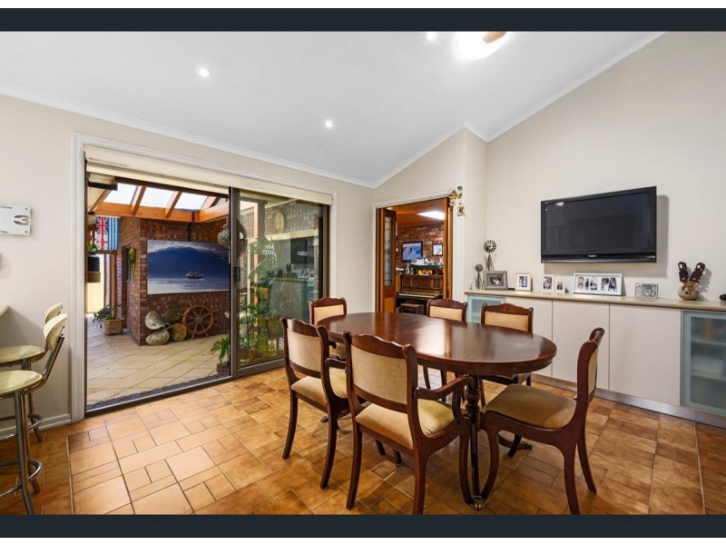 1 Nolan Place, West Lakes Shore SA 5020