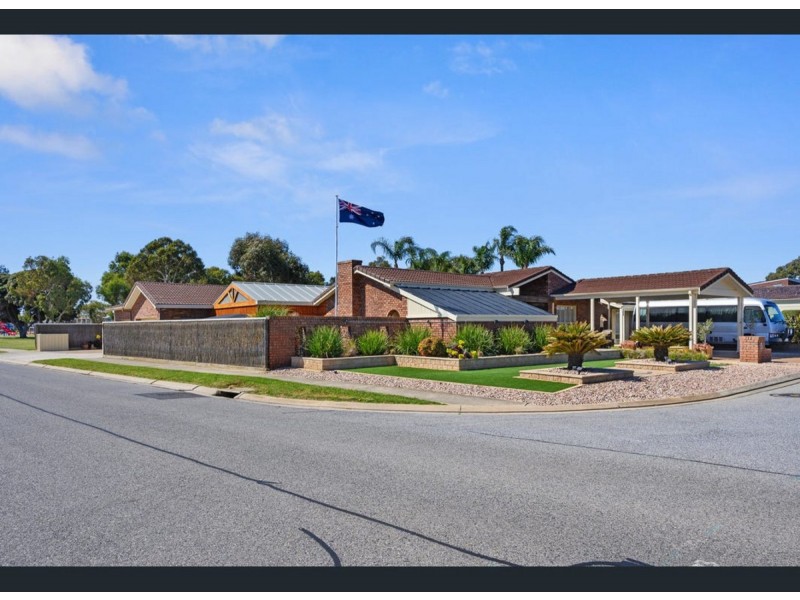 1 Nolan Place, West Lakes Shore SA 5020