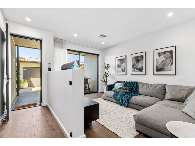 20 Colton Street, West Lakes SA 5021