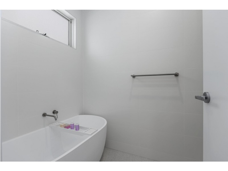 4 Wilford Avenue, Seaton SA 5023