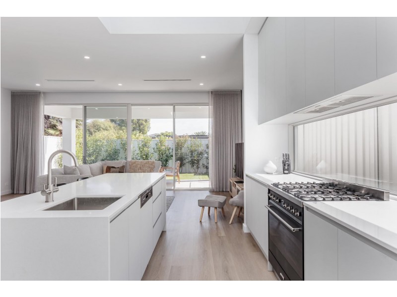 4 Wilford Avenue, Seaton SA 5023