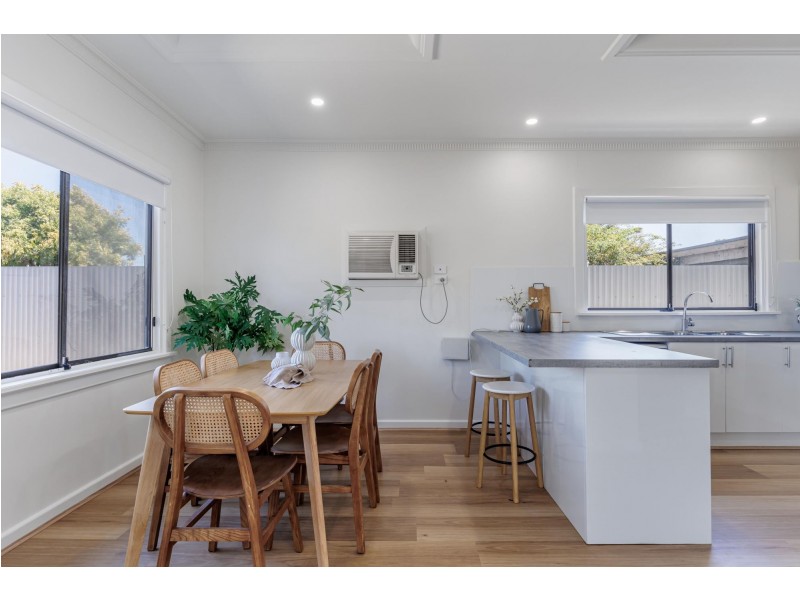 89 May Terrace, Ottoway SA 5013