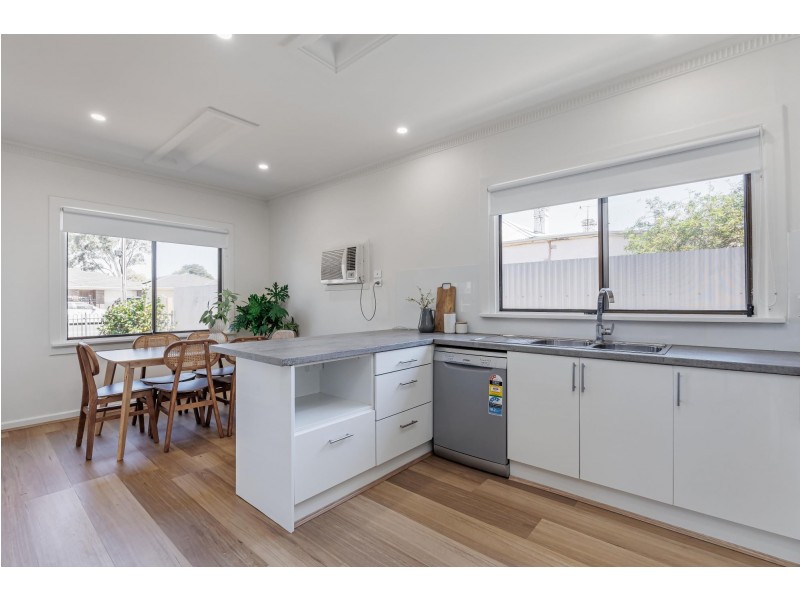 89 May Terrace, Ottoway SA 5013