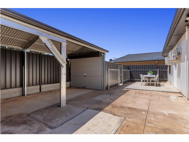 89 May Terrace, Ottoway SA 5013