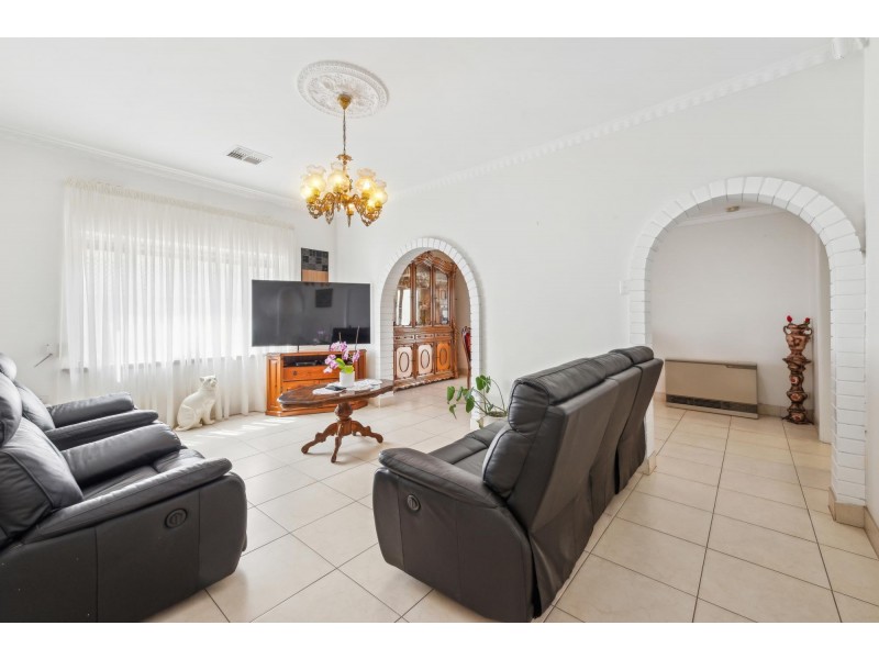 39 Pudney Street, Seaton SA 5023