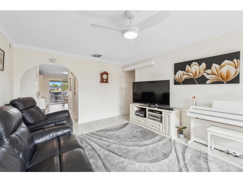 2/1 Moorea Court, West Lakes SA 5021