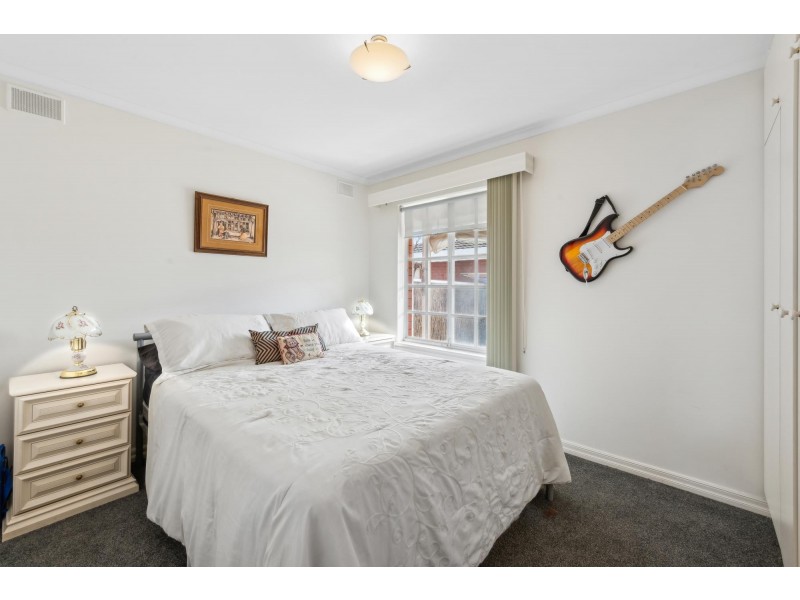 2/1 Moorea Court, West Lakes SA 5021