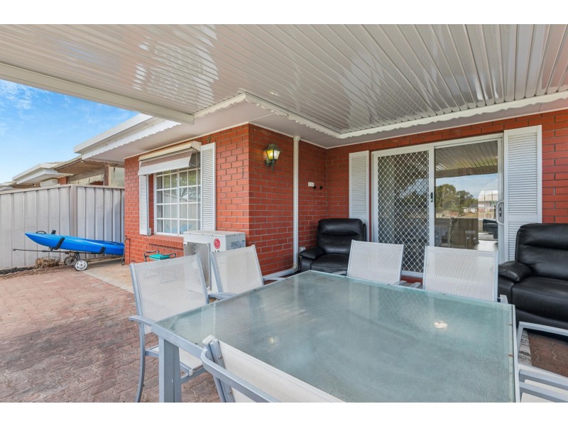 2/1 Moorea Court, West Lakes SA 5021