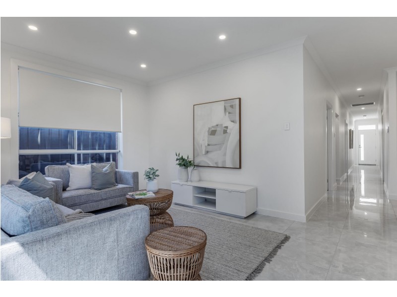 89B May Terrace, Ottoway SA 5013
