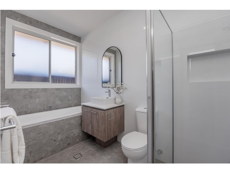 89B May Terrace, Ottoway SA 5013