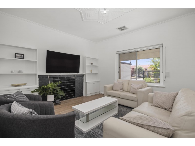 24 Andrew Street, Hendon SA 5014