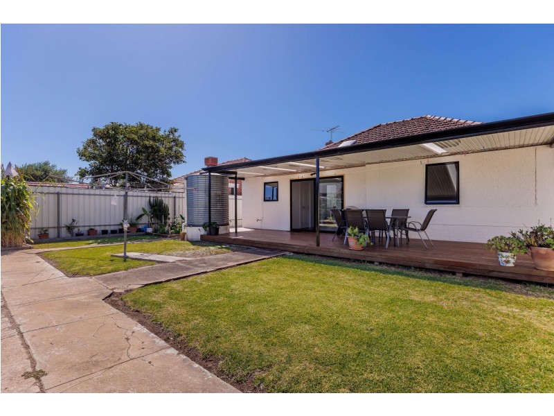 24 Andrew Street, Hendon SA 5014