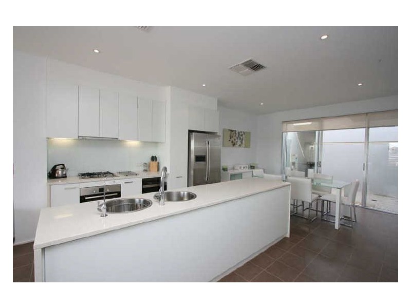 11 Yeltu, Port Adelaide SA 5015