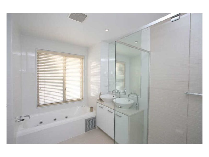 11 Yeltu, Port Adelaide SA 5015