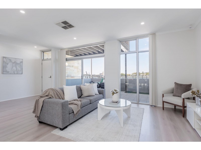 5 Karra Cove, New Port SA 5015