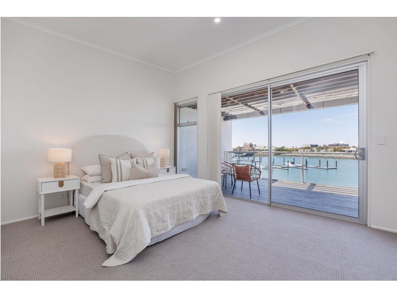 5 Karra Cove, New Port SA 5015