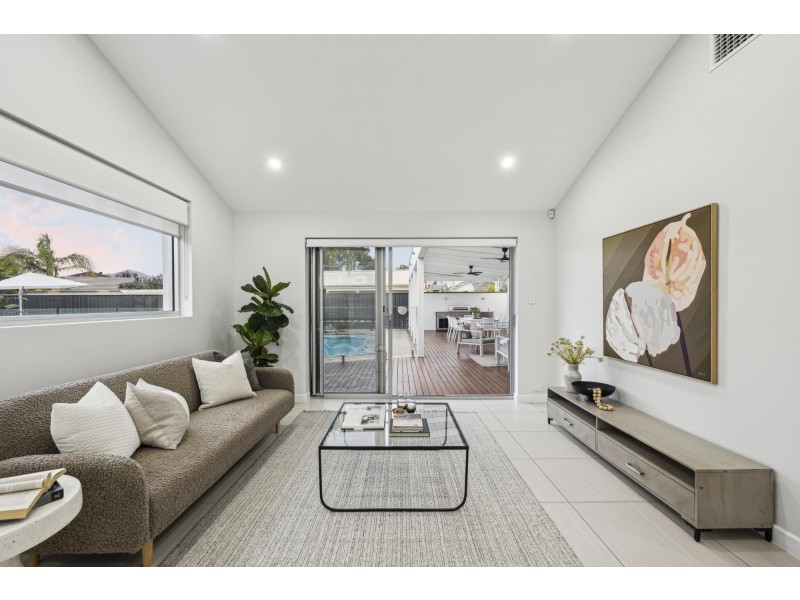 9 Fisher Place, West Lakes SA 5021