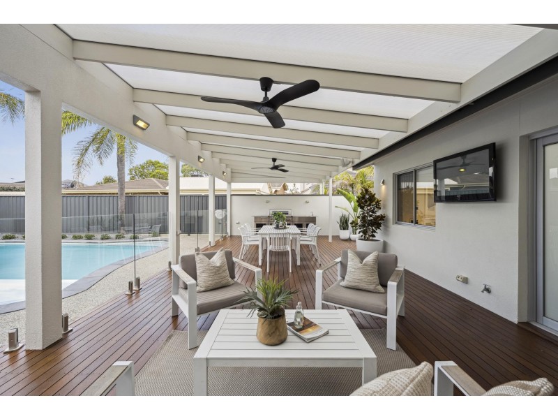 9 Fisher Place, West Lakes SA 5021