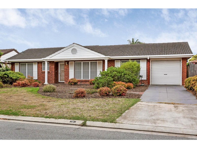 4 Santiago Street, West Lakes Shore SA 5020