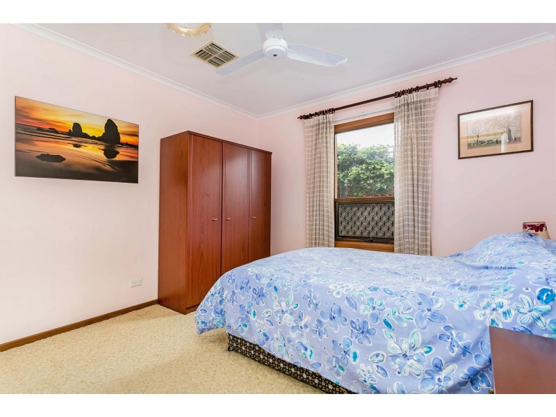 4 Santiago Street, West Lakes Shore SA 5020