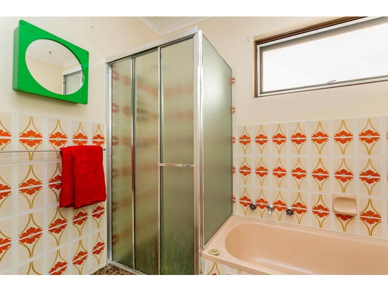 4 Santiago Street, West Lakes Shore SA 5020