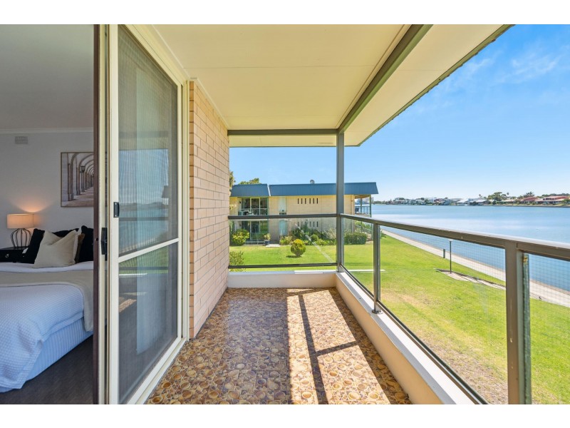6/70 Military Road, Tennyson SA 5022