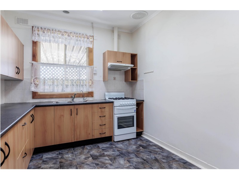 15 Childs Avenue, Seaton SA 5023