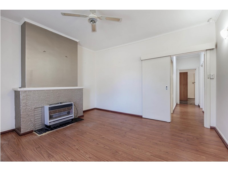 15 Childs Avenue, Seaton SA 5023