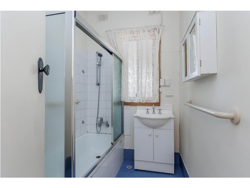 15 Childs Avenue, Seaton SA 5023