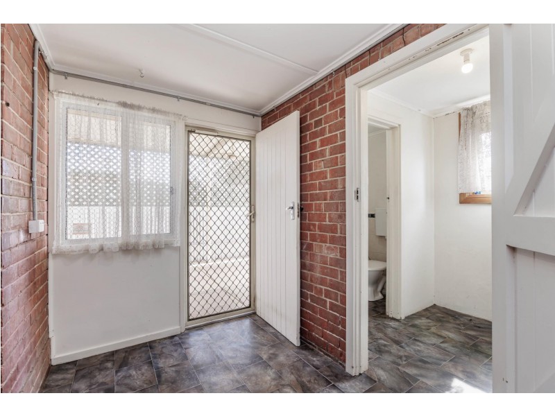 15 Childs Avenue, Seaton SA 5023