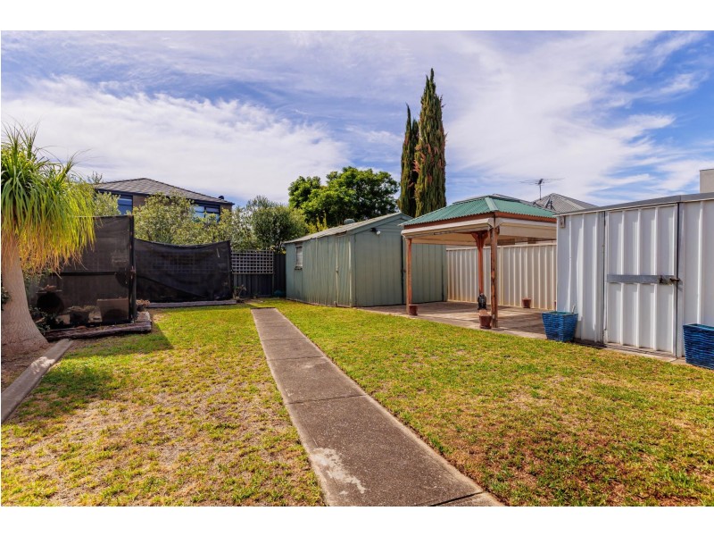 15 Childs Avenue, Seaton SA 5023