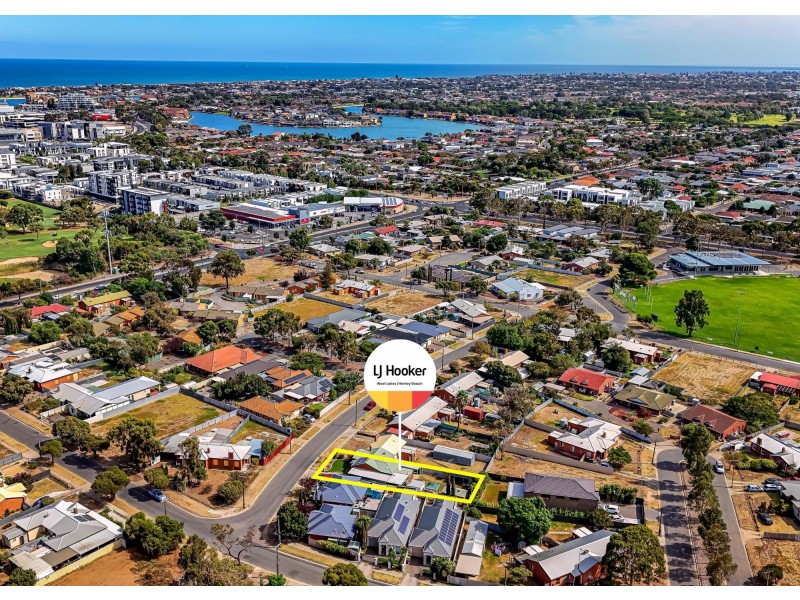 15 Childs Avenue, Seaton SA 5023