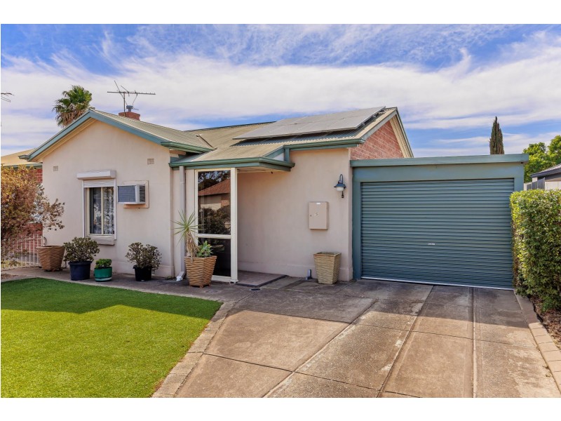 15 Childs Avenue, Seaton SA 5023